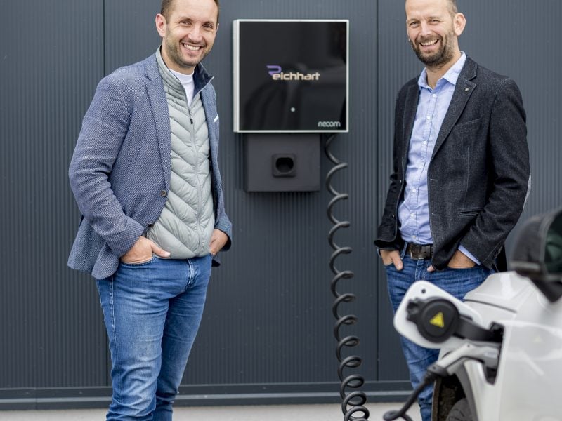 Autohaus Reichart vertraut auf neoom