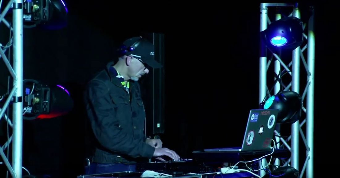 neoomlive02-19