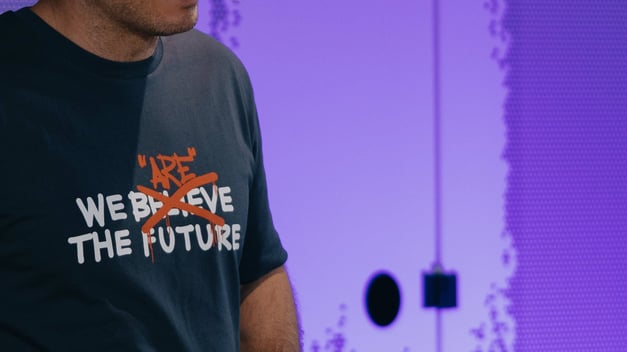 Jahresrückblick_webelievethefuture_shirt
