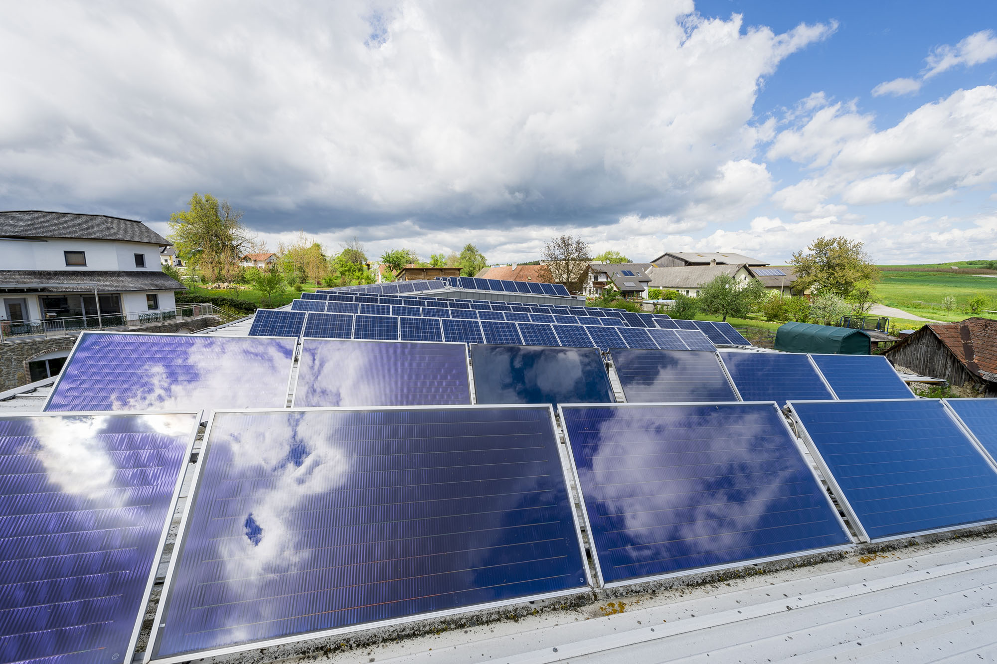 pv-dach-himmel_2000w